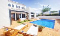 Sale - Villa - Altaona Golf