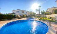 Sale - Villa - Altaona Golf