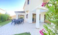 Sale - Villa - Altaona Golf