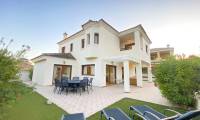 Sale - Villa - Altaona Golf