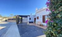 Sale - Villa - Altaona Golf