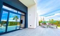Sale - Villa - La Finca