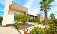 Sale - Villa - La Finca
