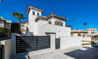 Sale - Villa - La Zenia