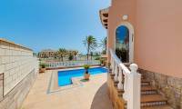 Sale - Villa - La Zenia