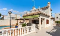 Sale - Villa - La Zenia