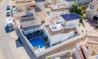 Sale - Villa - La Zenia