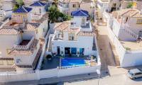 Sale - Villa - La Zenia