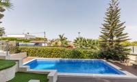 Sale - Villa - Los Balcones