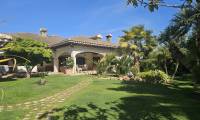 Sale - Villa - Novelda