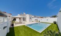 Sale - Villa - Torrevieja