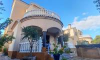 Sale - Villa - Villamartin