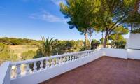 Sale - Villa - Villamartin