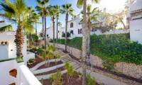 Sale - Villa - Villamartin