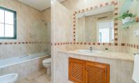 Sale - Villa - Villamartin