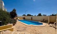 Sale - Villa - Villamartin