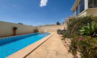 Sale - Villa - Villamartin