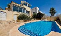 Sale - Villa - Villamartin