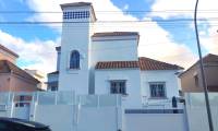 Sale - Villa - Villamartin