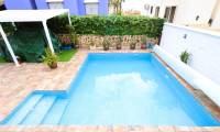 Sale - Villa - Villamartin