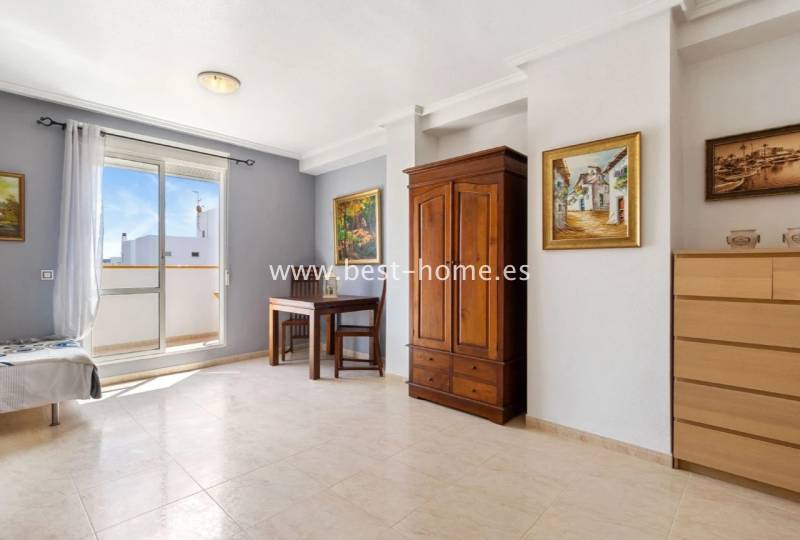 Studio / Flat - Sale - Torrevieja - Torrevieja