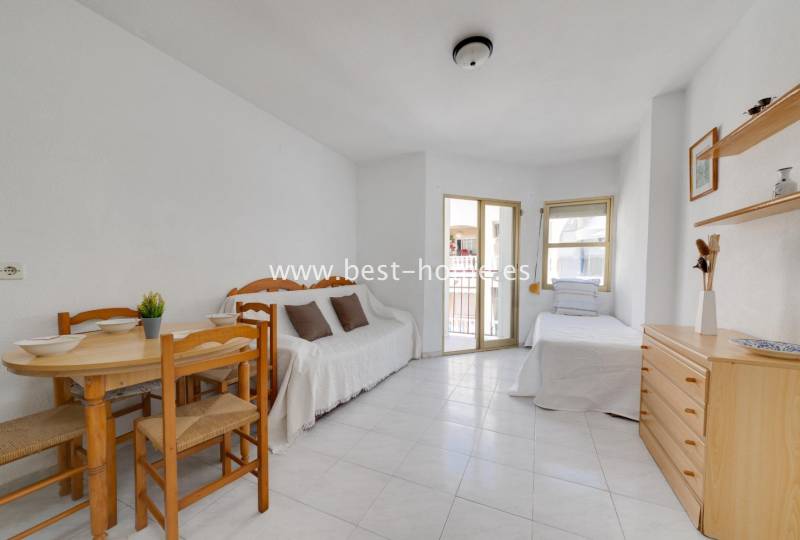 Studio / Flat - Sale - Torrevieja - Torrevieja