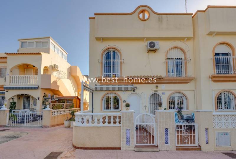 Townhouse - Sale - La Florida - La Florida