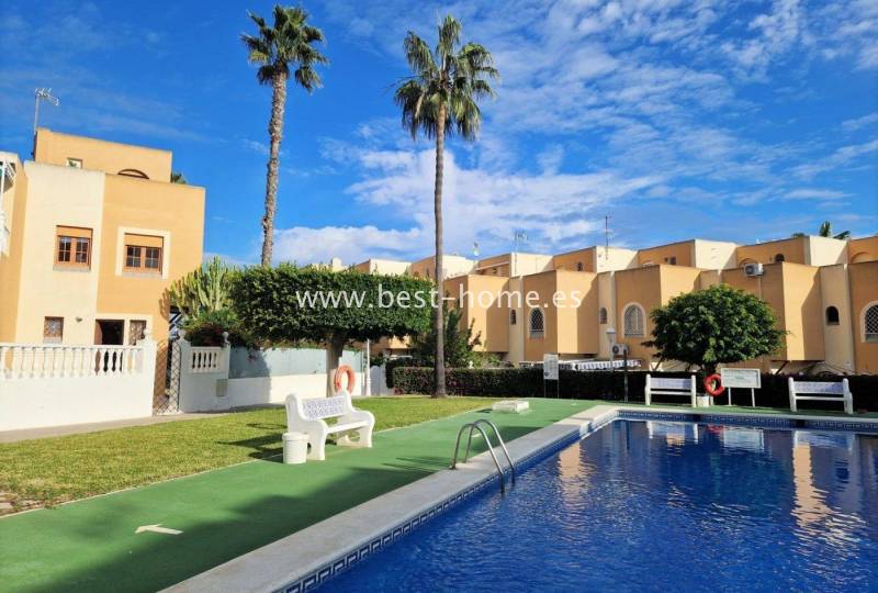 Townhouse - Sale - La Mata - La Mata