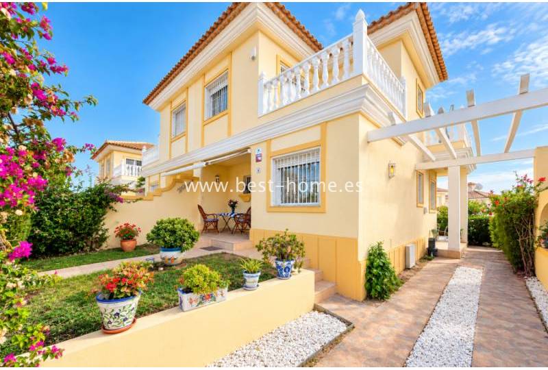 Townhouse - Sale - La Mata - La Mata