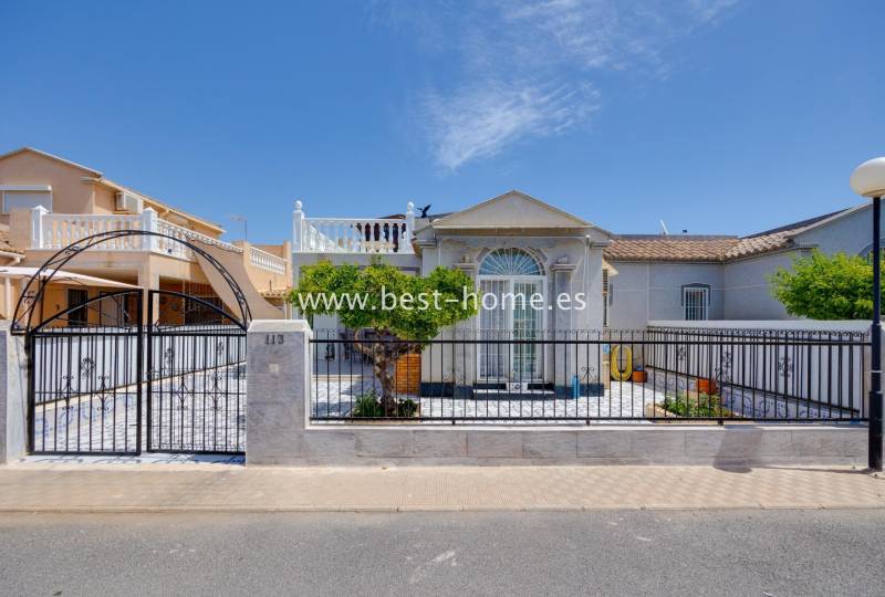 Townhouse - Sale - Torrevieja - Torrevieja