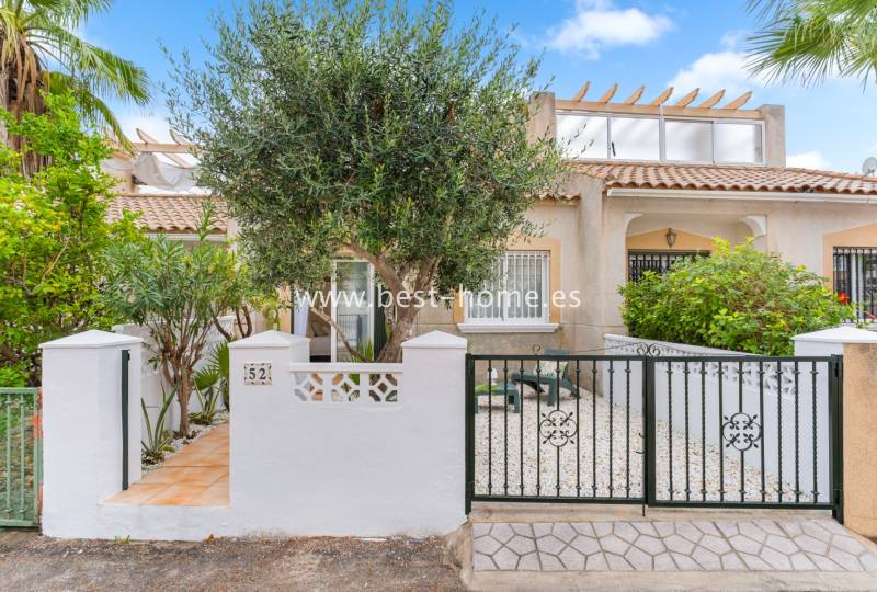 Townhouse - Sale - Villamartin - Villamartin