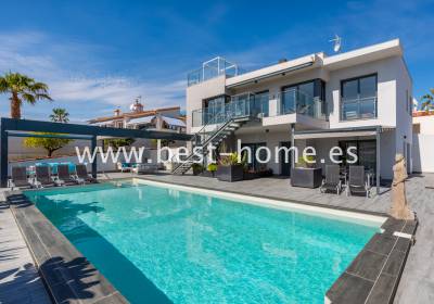 Villa - Sale - Ciudad Quesada - BH432586