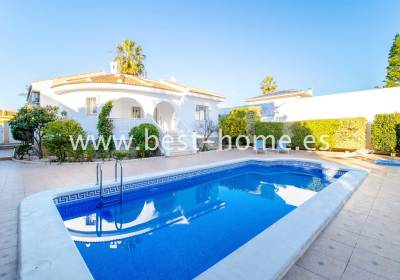 Villa - Sale - Ciudad Quesada - BH906364