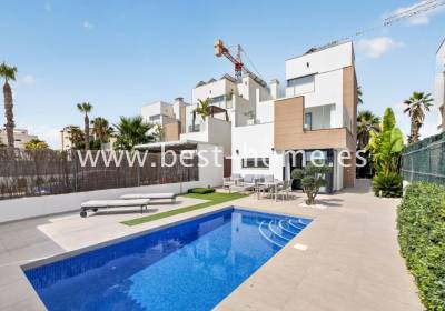Villa - Sale - El Raso - BH1581302