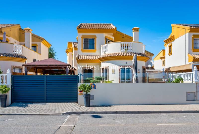 Villa - Sale - El Raso - El Raso