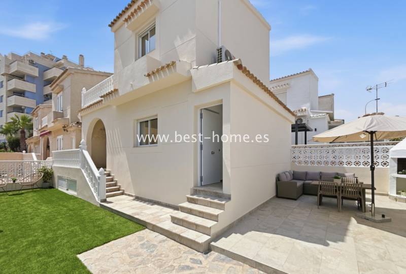 Villa - Sale - La Mata - La Mata