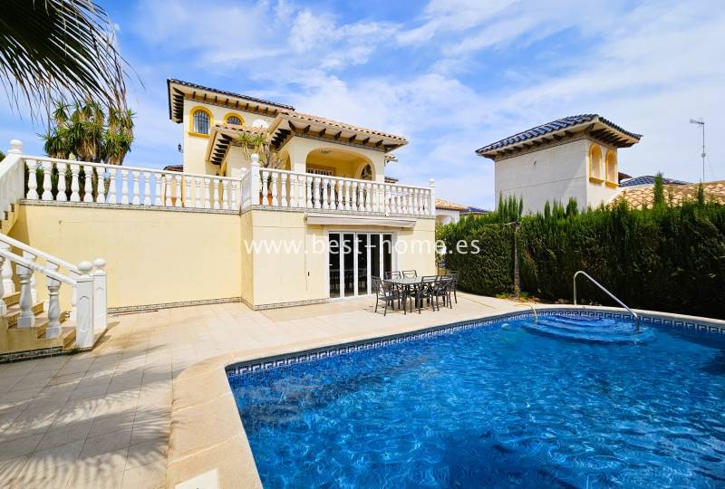 Villa - Sale - La Zenia - La Zenia