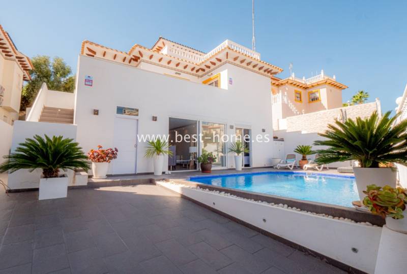 Villa - Sale - La Zenia - La Zenia