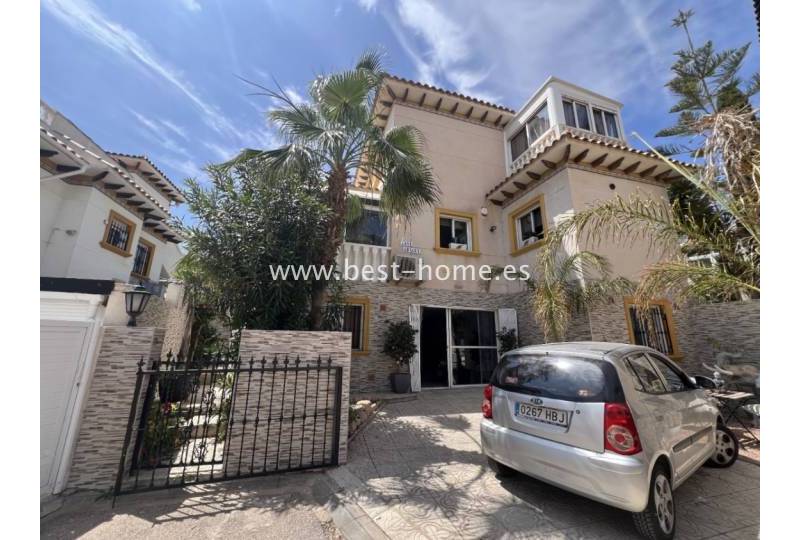 Villa - Sale - La Zenia - La Zenia