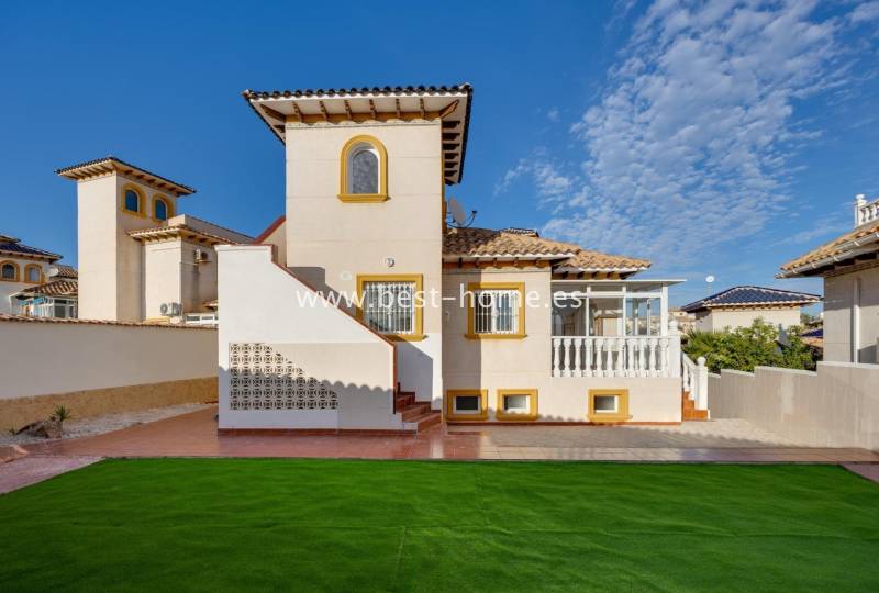Villa - Sale - La Zenia - La Zenia