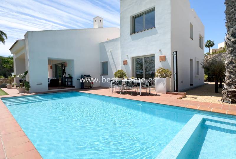 Villa - Sale - Las Colinas Golf - Las Colinas Golf