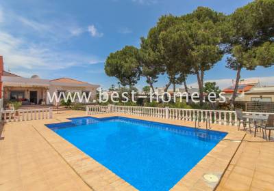 Villa - Sale - Lomas de Cabo Roig - BH127045