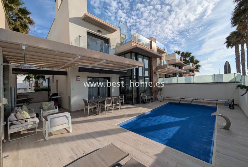 Villa - Sale - Lomas de Cabo Roig - Lomas de Cabo Roig