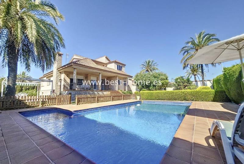 Villa - Sale - Mil Palmeras - Mil Palmeras