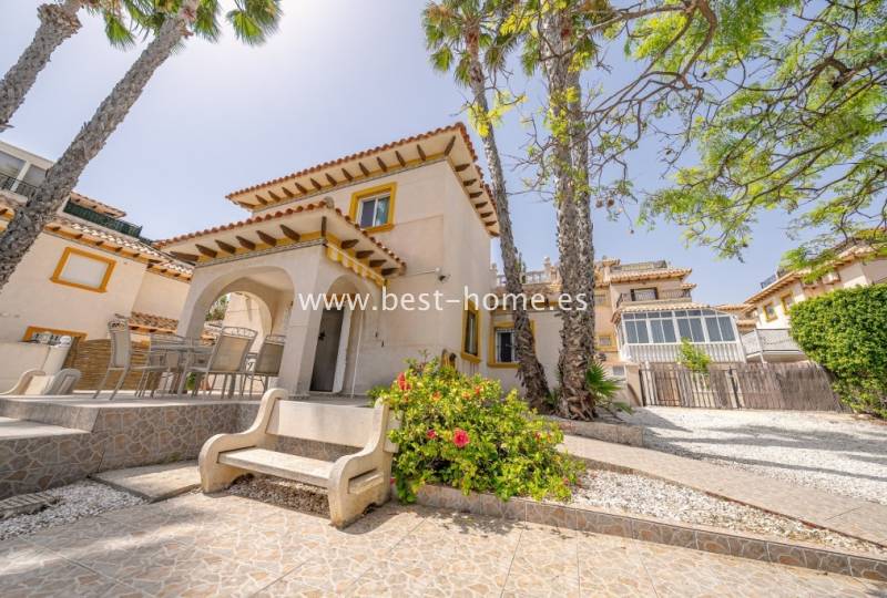 Villa - Sale - Playa Flamenca - Playa Flamenca