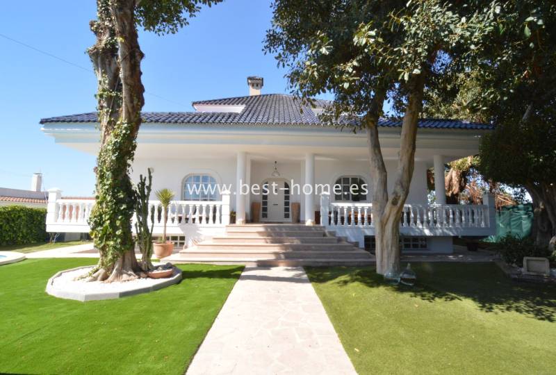 Villa - Sale - Torrevieja - Torrevieja