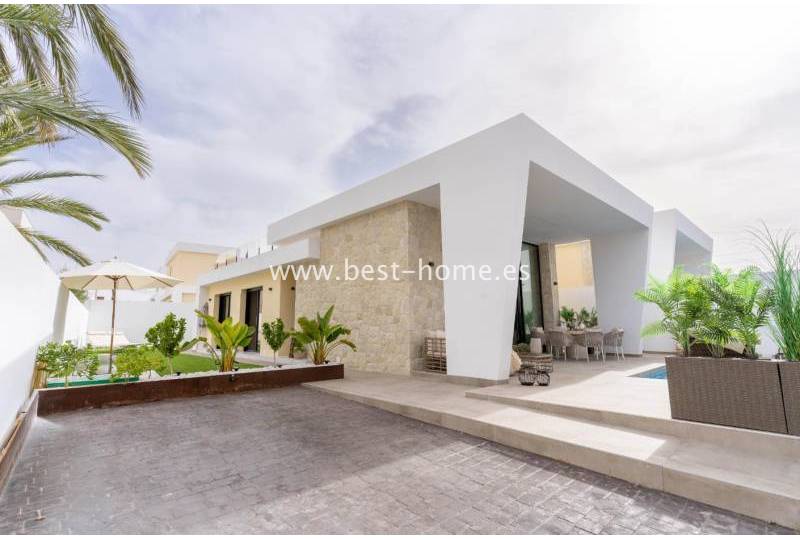 Villa - Sale - Torrevieja - Torrevieja