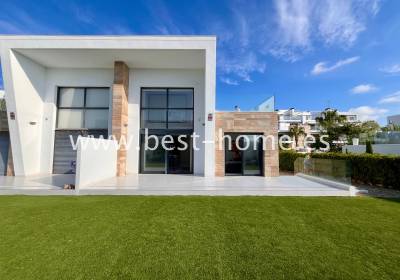 Villa - Sale - Villamartin - BH182220