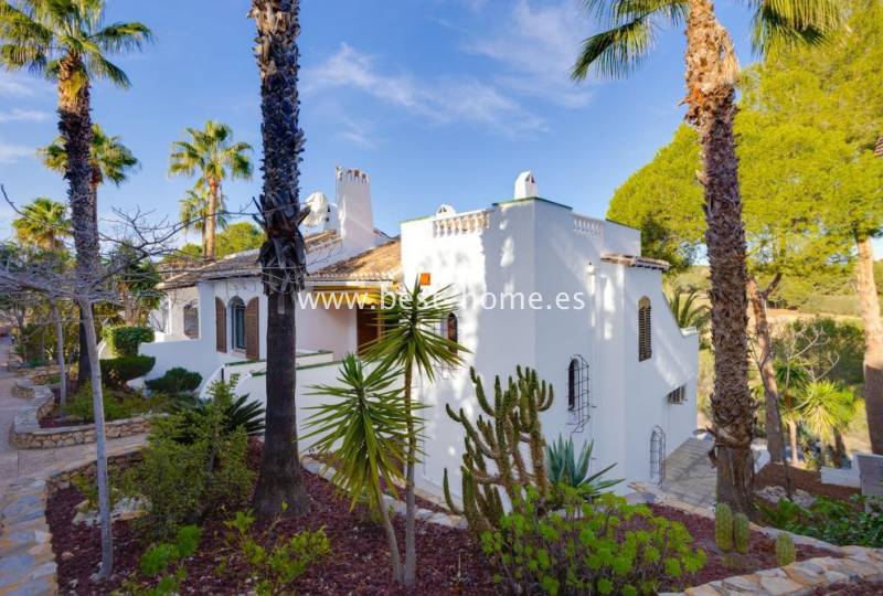 Villa - Sale - Villamartin - Villamartin