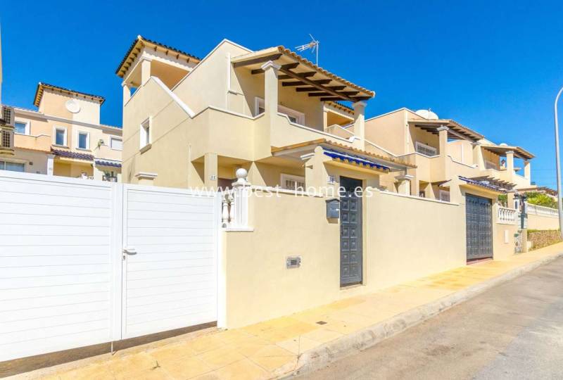 Villa - Sale - Villamartin - Villamartin